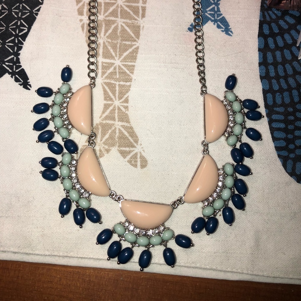 Statement necklace